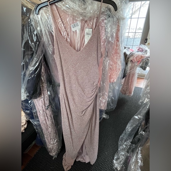 NWT Betsy & Adam Ruched sheath dress, size 6 - Picture 6 of 9